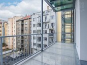 Pronájem bytu 3+kk 114 m2 s balkonem, ul. Laubova, Vinohrady, cena 59000 CZK / objekt / měsíc, nabízí CENTURY 21 Ruby