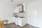 Prodej bytu 1+kk 34 m2 Hlučkova, Praha 9 - Letňany, cena 4950000 CZK / objekt, nabízí Reality Dvořák