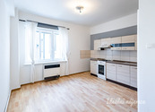 Pronájem bytu 2+kk, Jeseniova, Žižkov, 17900 Kč/měs, 45 m2, cena 17900 CZK / objekt / měsíc, nabízí 