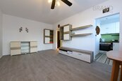 Pronájem bytu 1+1, 30 m2, ul. Valentova, Praha 4 - Chodov. , cena 13500 CZK / objekt / měsíc, nabízí BRAND reality s.r.o.