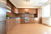 Pronájem bytu 3+1, 96 m2, ul. Křivatcová, Praha 5 - Zličín. , cena 28000 CZK / objekt / měsíc, nabízí 