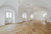 Prodej bytu 4+kk o celkové výměře 170 m2, cena 22990000 CZK / objekt, nabízí CREDITAS Real Estate Management s.r.o.